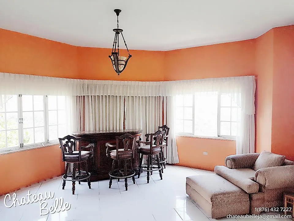 Smokey Vale Kingston City View Home Pensjonat